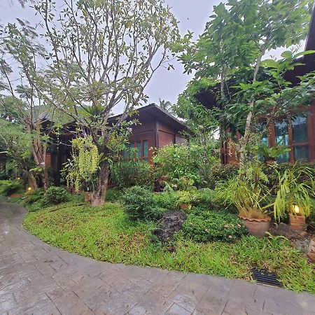 Areeya Phubeach Resort Wooden House Ban Chong Phli Extérieur photo