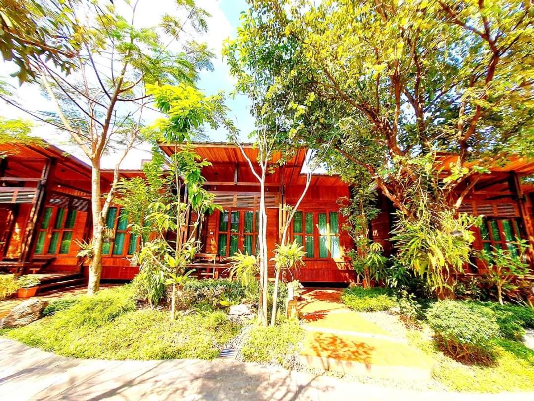 Areeya Phubeach Resort Wooden House Ban Chong Phli Extérieur photo
