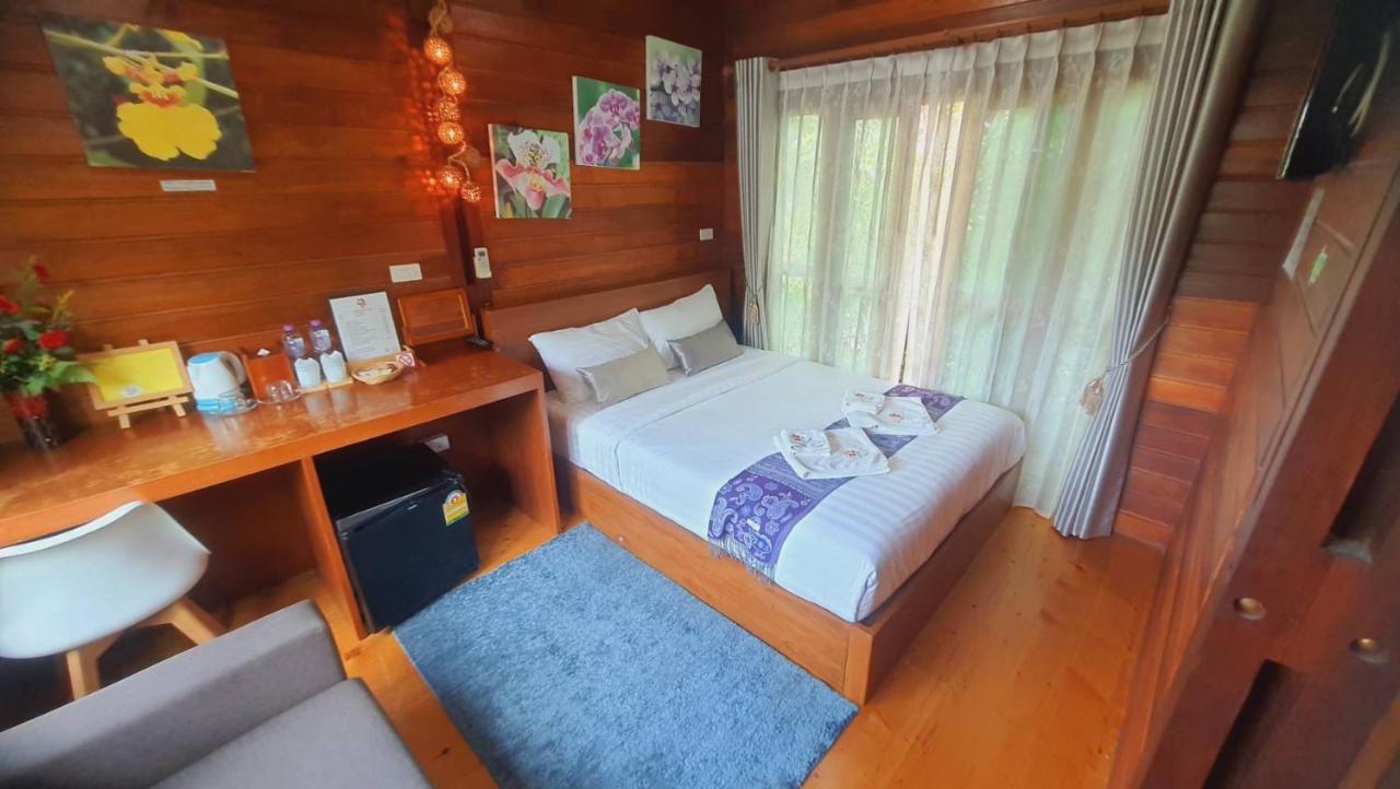 Areeya Phubeach Resort Wooden House Ban Chong Phli Extérieur photo